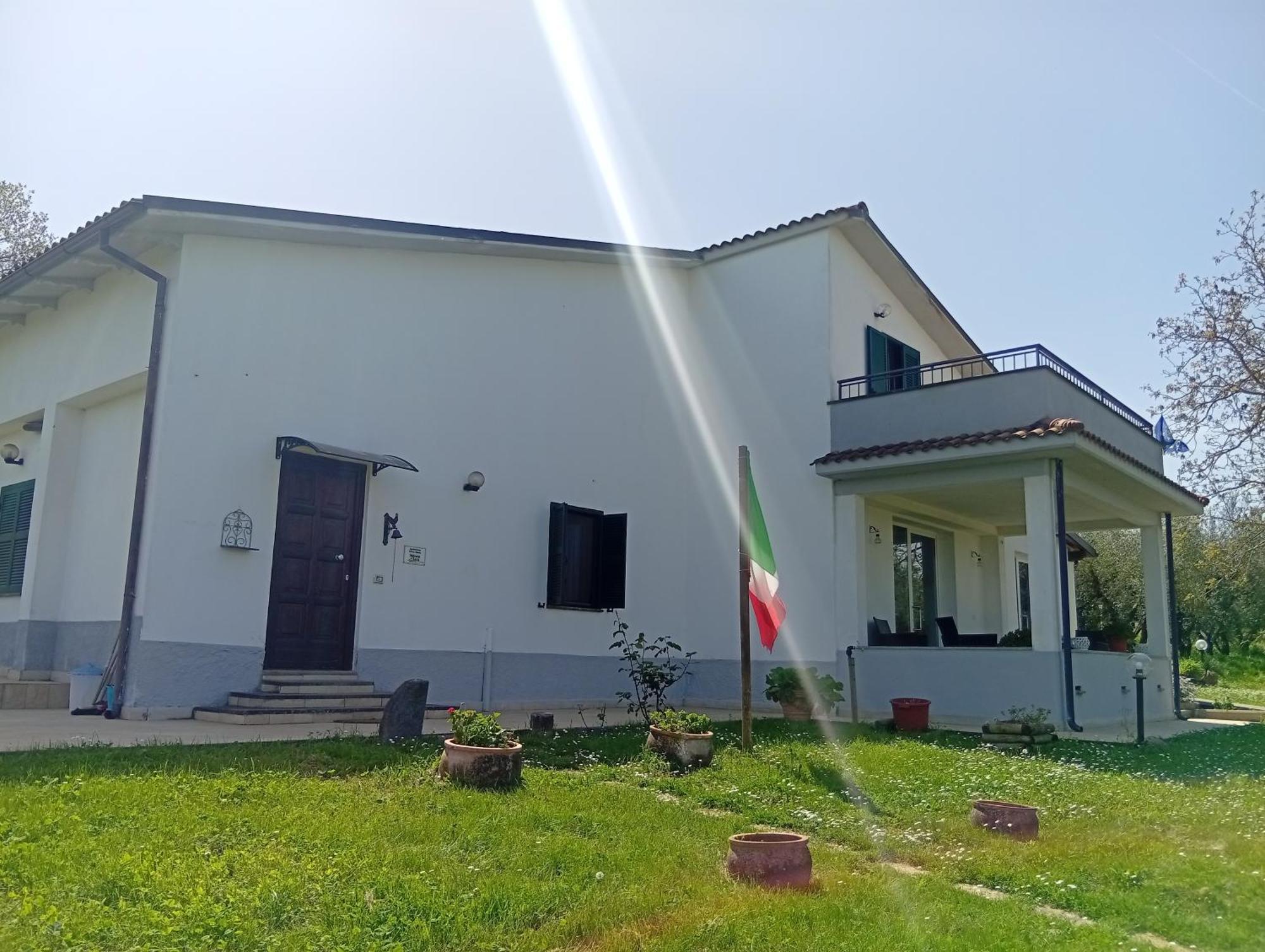 Agriturismo Santa Maria مارتا المظهر الخارجي الصورة